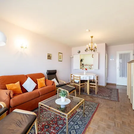 In By The Apartamento