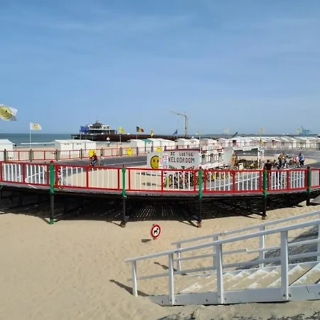 In By The Apartamento *