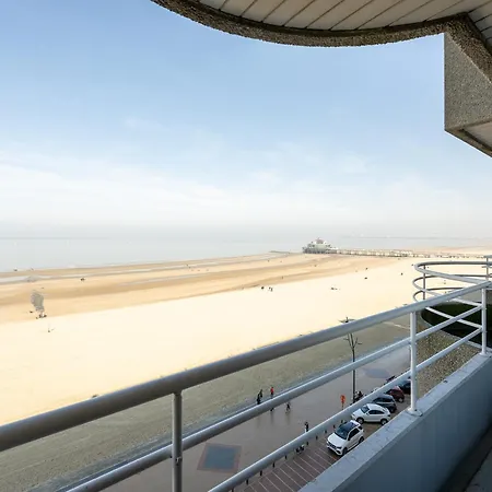 In By The Apartamento