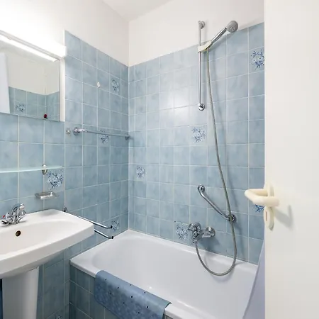 Апартаменты In By The *