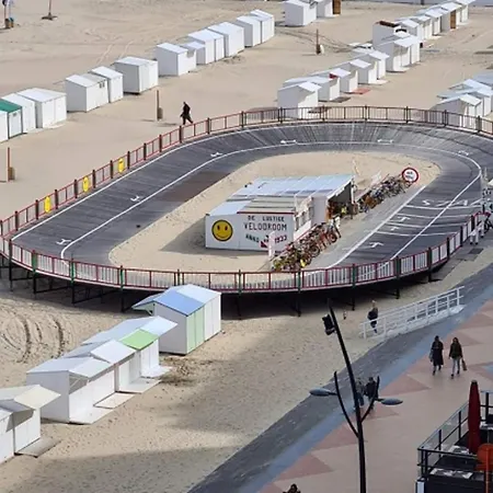 In By The Apartamento *